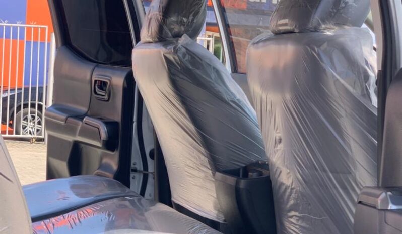 
								2023 Toyota Tacoma full									