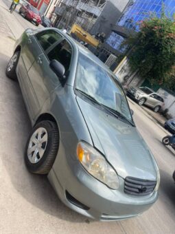 
										2004 Toyota Corolla full									