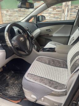 
										2010 Toyota Venza full									