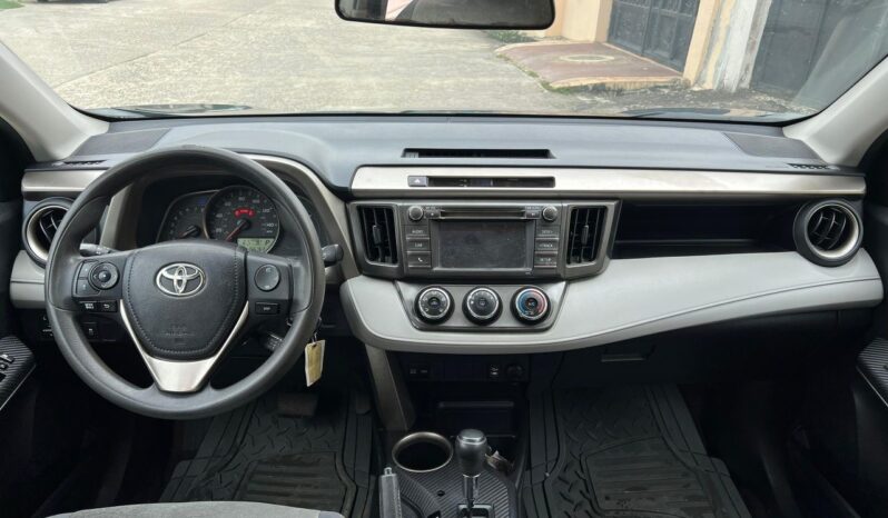 
								2015 Toyota RAV4 full									