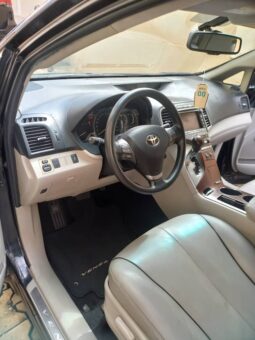 
										2010 Toyota Venza full									
