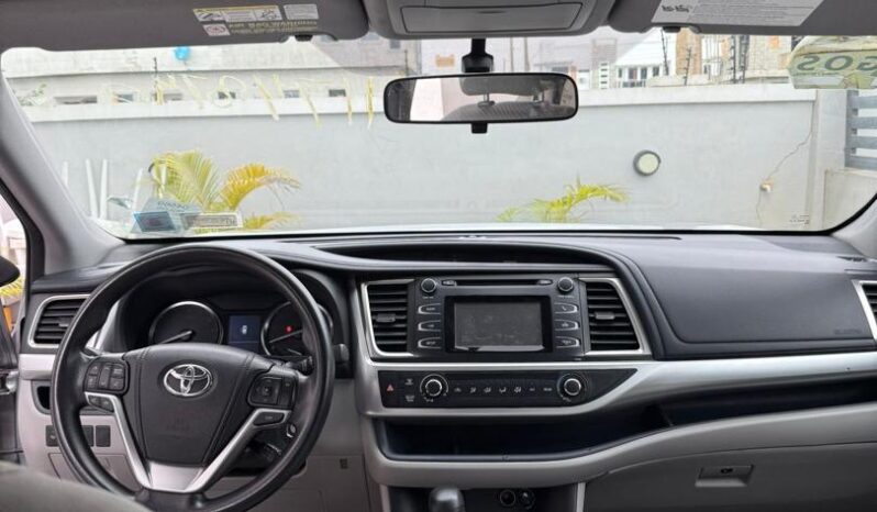 2015 Toyota Highlander full