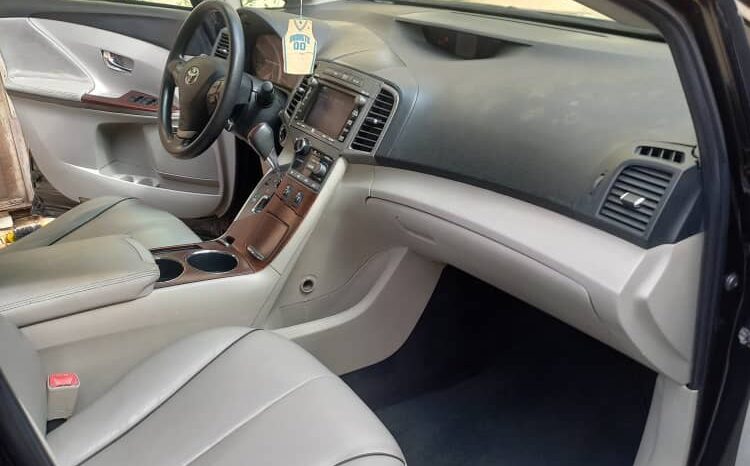 
								2010 Toyota Venza full									