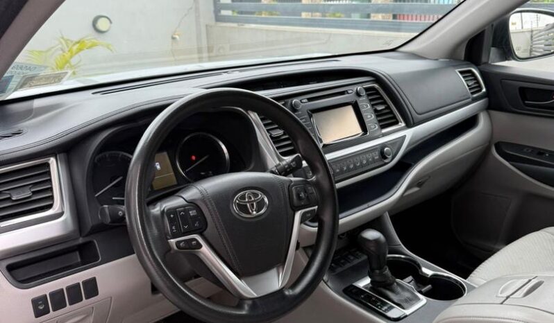 2015 Toyota Highlander full