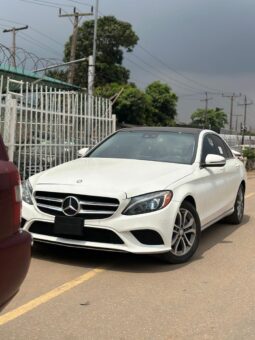 
										2016 Mercedes-Benz C300 full									