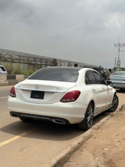 
										2016 Mercedes-Benz C300 full									