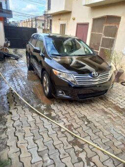 
										2010 Toyota Venza full									