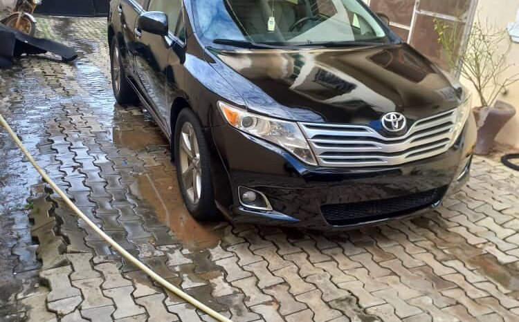 
								2010 Toyota Venza full									