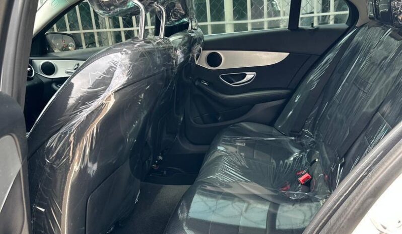 
								2016 Mercedes-Benz C300 full									