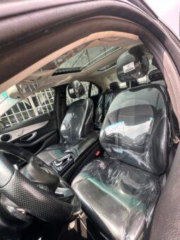 
										2016 Mercedes-Benz C300 full									