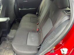 
										2019 Toyota C-HR full									