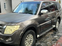 
										2012 Mitsubishi Pajero full									