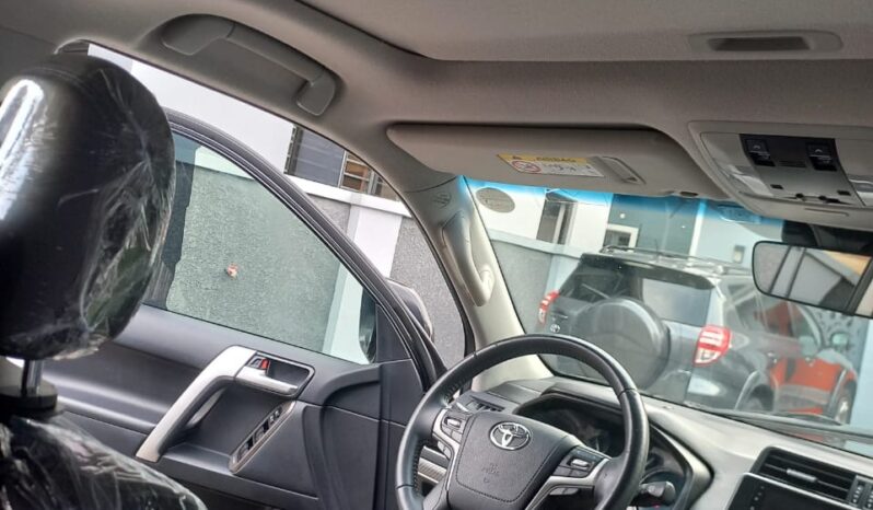 
								2020 Toyota Prado full									