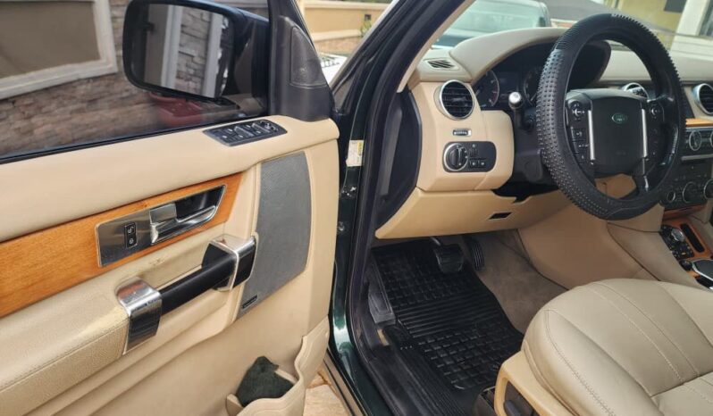 
								2012 Land Rover LR4 full									