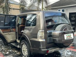 
										2012 Mitsubishi Pajero full									