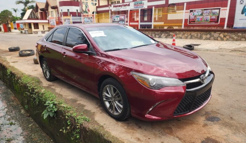 
								2017 Toyota Camry full									