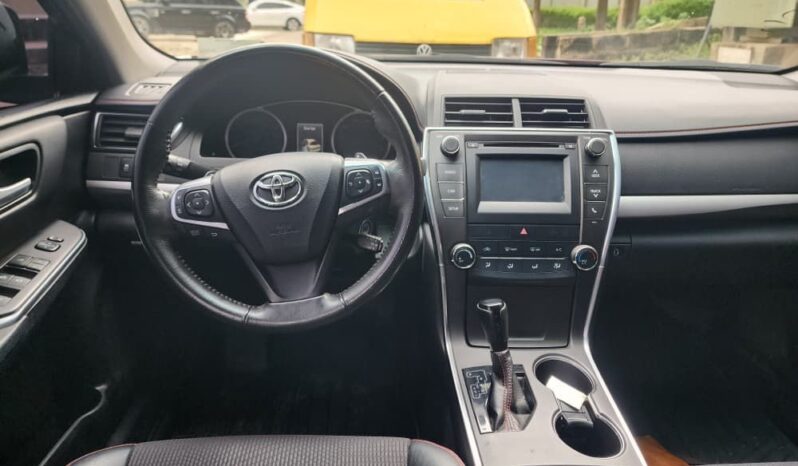 
								2017 Toyota Camry full									