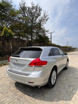 
										2010 Toyota Venza full									