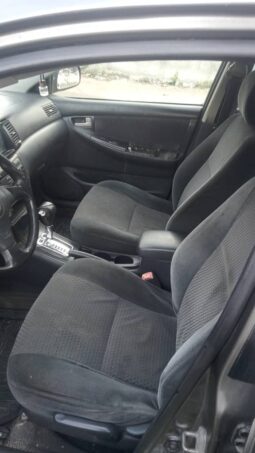 
										2005 Toyota Corolla full									