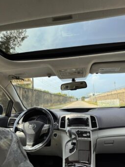 
										2010 Toyota Venza full									