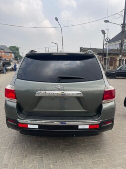 
										2011 Toyota Highlander full									