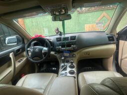 
										2011 Toyota Highlander full									