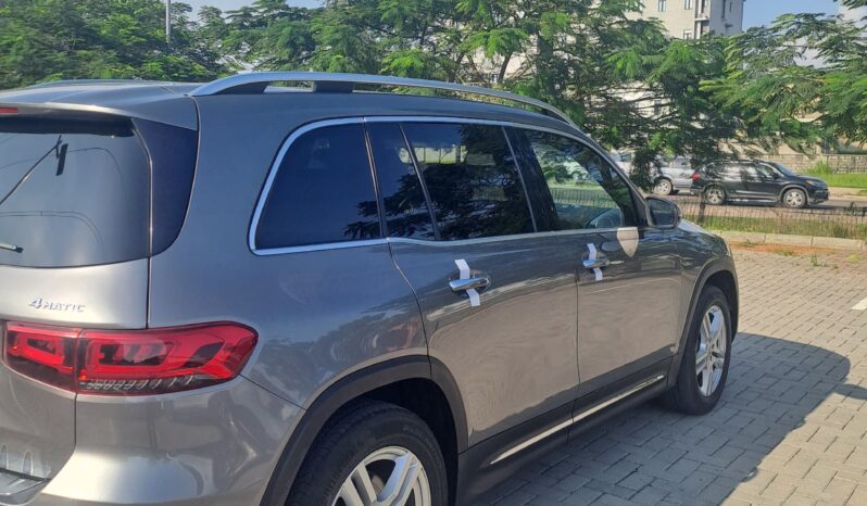 
								2023 Mercedes-Benz GLB 250 full									