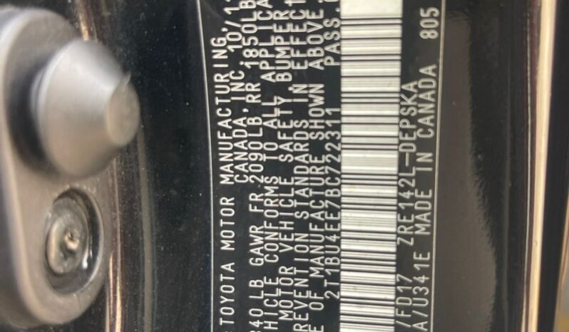 
								2012 Toyota Corolla full									