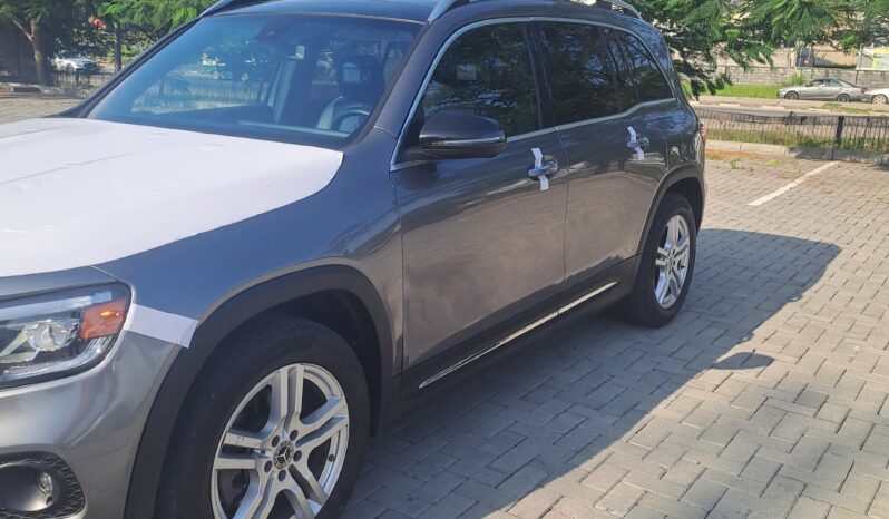 
								2023 Mercedes-Benz GLB 250 full									