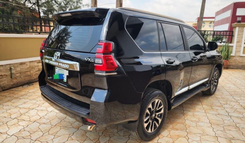 
								2023 Toyota Prado full									