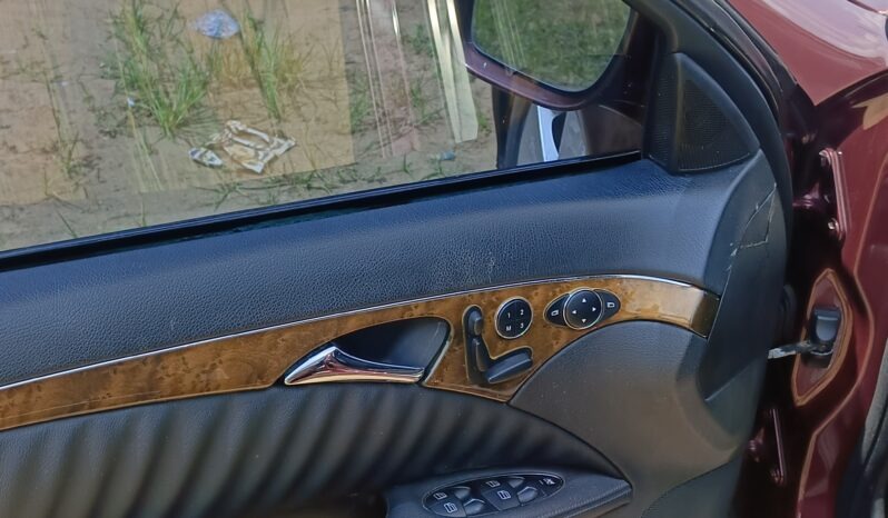 
								2007 Mercedes-Benz E350 full									