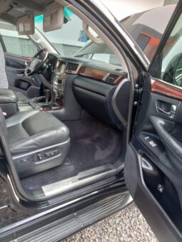 
										2011 Lexus LX570 full									