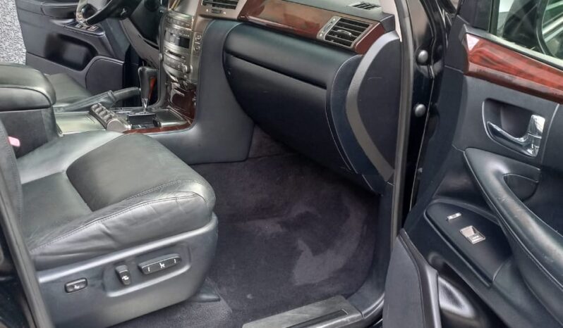 
								2011 Lexus LX570 full									