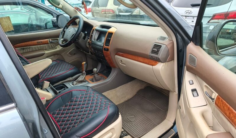 
								2005 Lexus GX470 full									