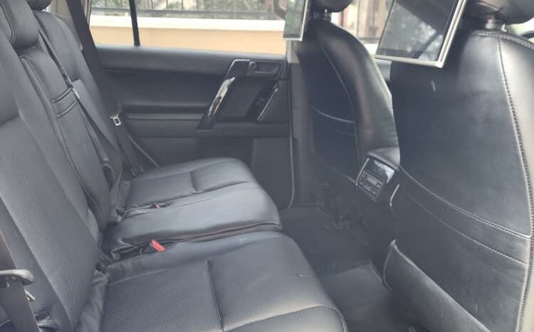 
								2023 Toyota Prado full									