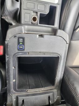 
										2023 Toyota Prado full									