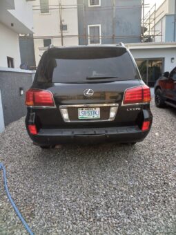 
										2011 Lexus LX570 full									
