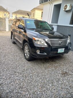 
										2011 Lexus LX570 full									