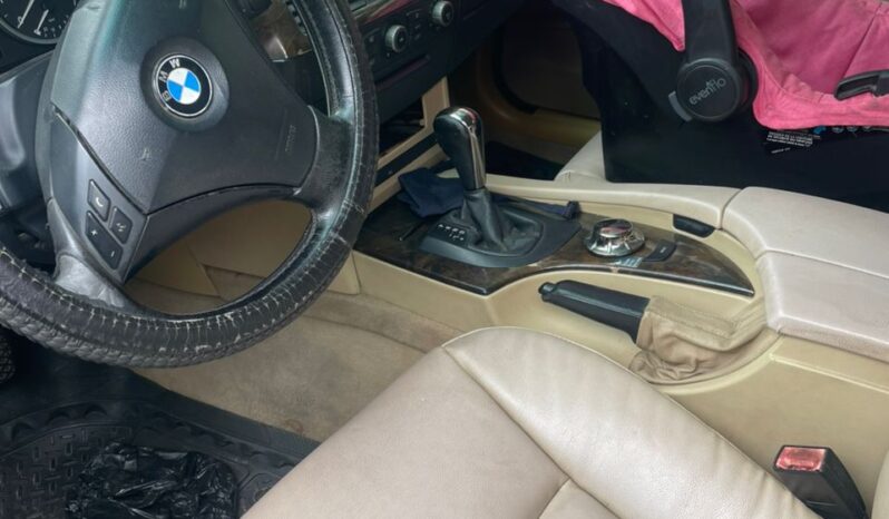 
								2004 BMW 530i full									