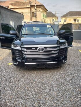 2023 Toyota Land Cruiser
