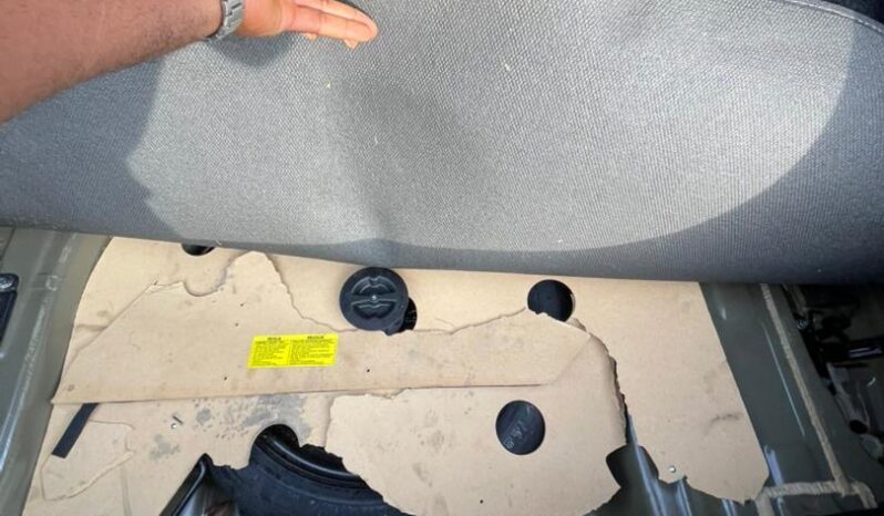 
								2011 Toyota Camry full									