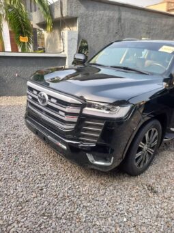 
										2023 Toyota Land Cruiser full									