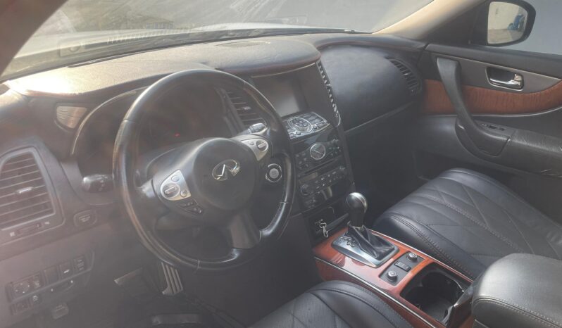 
								2015 Infiniti QX70 full									