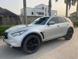 
										2015 Infiniti QX70 full									