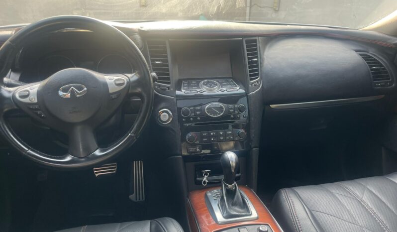 
								2015 Infiniti QX70 full									