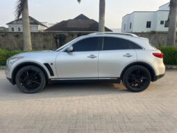 
										2015 Infiniti QX70 full									