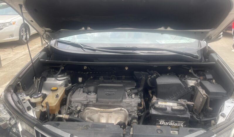 
								2014 Toyota RAV4 full									