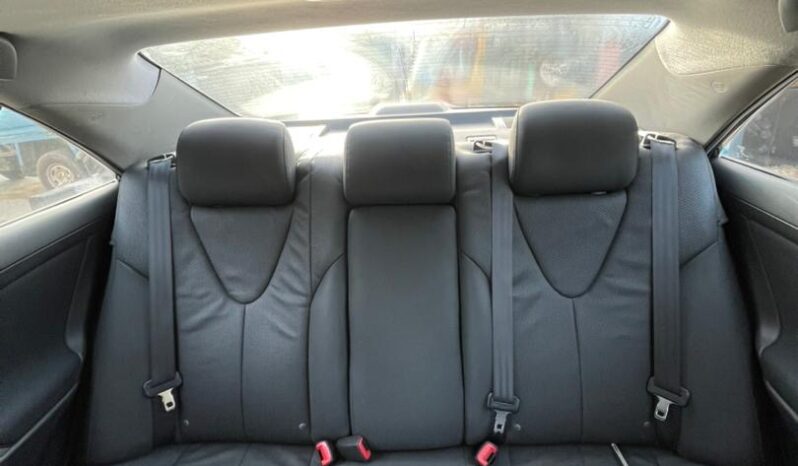 
								2011 Toyota Camry full									
