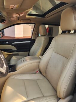 
										2019 Toyota Highlander full									