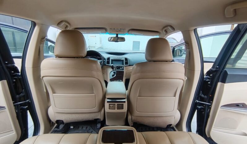 
								2010 Toyota Venza full									